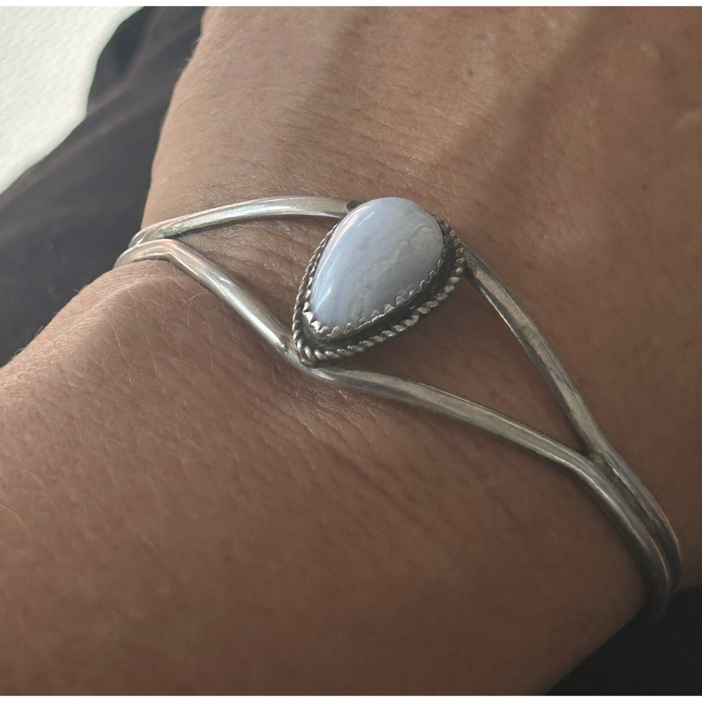 Vintage Sterling Blue Lace agate Navajo Roy Buck Cuff Bracelet - Picture 6 of 6